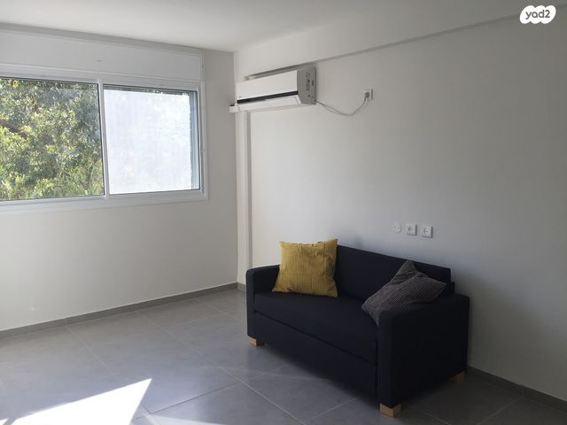 אבא הלל סילבר 21