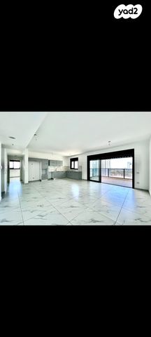 דירה, אמנון ליפקין שחק 6, נוף הטיילת, נתניה