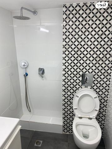 טריפלקס, שדרות וייצמן 51, ביאליק דרום, קרית ביאליק