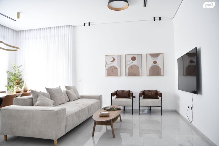 תיירות ונופש, שייקה אופיר 34, נווה שרון / שער העיר, נתיבות