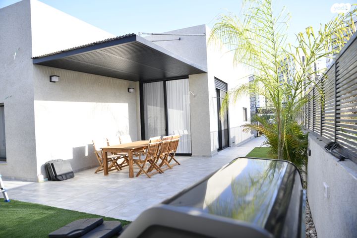 תיירות ונופש, שייקה אופיר 34, נווה שרון / שער העיר, נתיבות