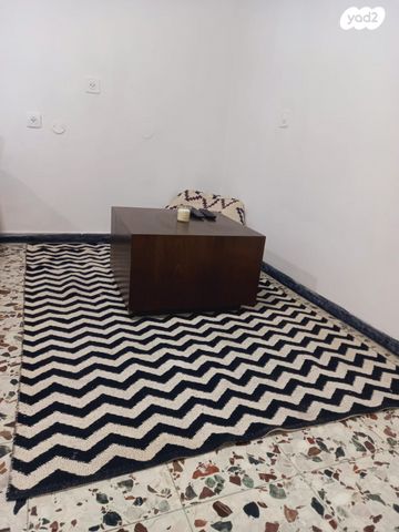 דירה, שדרות ירושלים 27, מפדה אזרחי, חולון