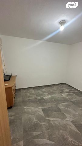 דירה, שדרות ז'בוטינסקי 26, קרית ים  א', קרית ים