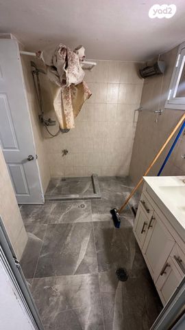 דירה, שדרות ז'בוטינסקי 26, קרית ים  א', קרית ים