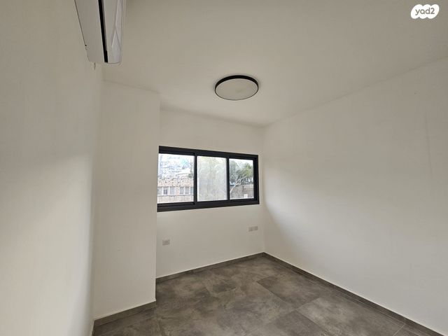 דירה, הנמל 19, שער פלמר, תחנת רכבת השמונה, חיפה