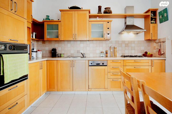 דירה, חטיבת גולני 6, מעוז, כפר סבא