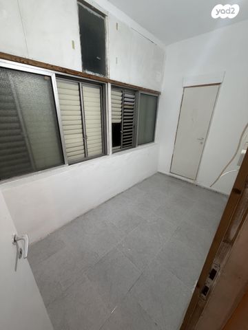 דירה, קהילת ורשה 99, הדר יוסף, תל אביב יפו