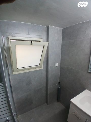 דירה, מדרגות צפת 16, מסדה, חיפה