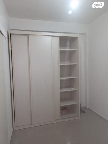 דירה, שדרות ירושלים 80, מרום נווה, רמת יצחק, רמת גן