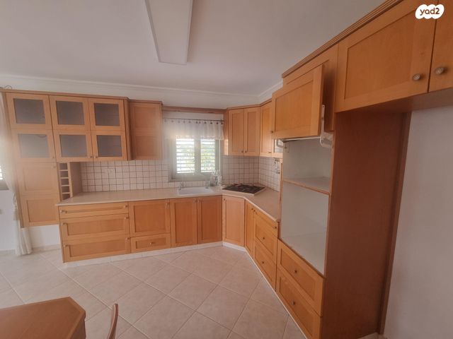 דירה, מונטיפיורי 6, אברמוביץ', ראשון לציון