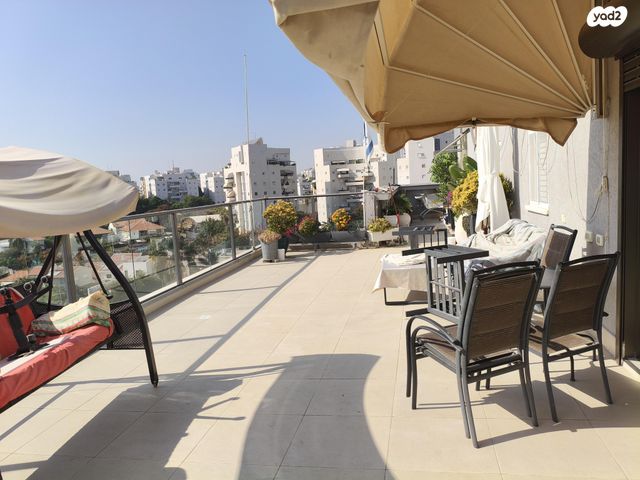 גג/ פנטהאוז, ברנשטיין 29, נווה הדרים, ראשון לציון