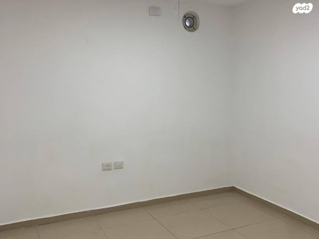 דירה, מעונות ברכה 2, השומר, ראשון לציון