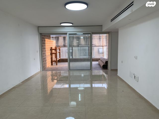 דירה, מעונות ברכה 2, השומר, ראשון לציון