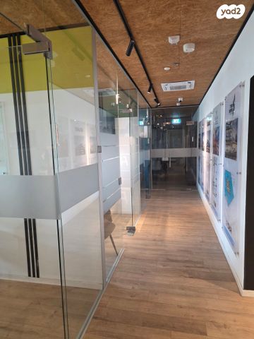 משרדים, קרן היסוד 22, אזור תעשיה, טירת כרמל