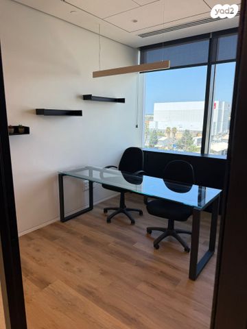 משרדים, החרש 15, אזור תעשיה נווה נאמן, הוד השרון