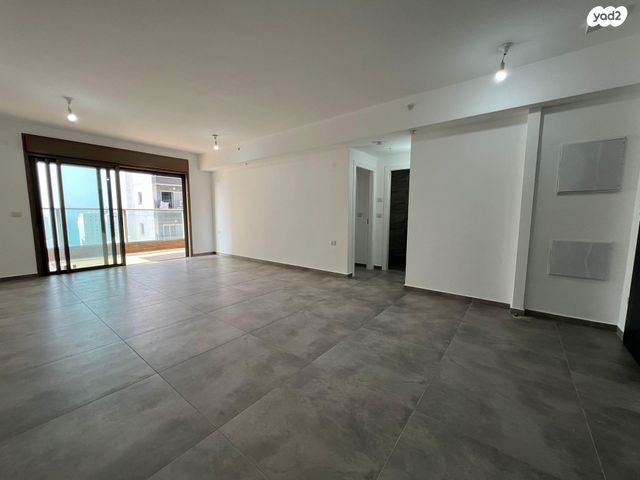 דירה, בורוכוב, צפון מערב מרכז העיר, נתניה