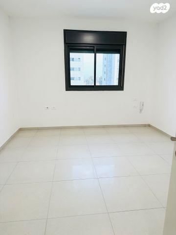 דירה, ענת גוב, צומת סביון, קרית אונו