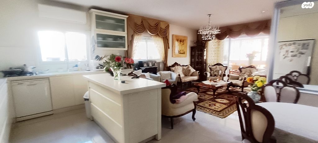 דירה, מקור חיים, מקור חיים, ירושלים