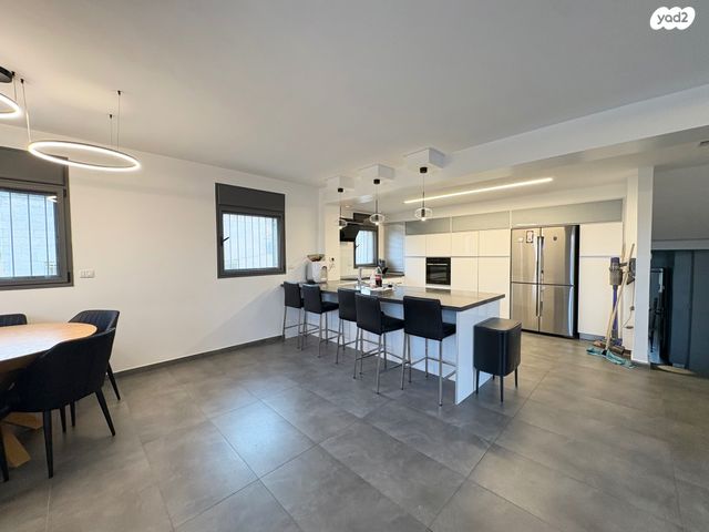 בית פרטי/ קוטג', פרופ' יעקב פולוצקי, גילה, ירושלים