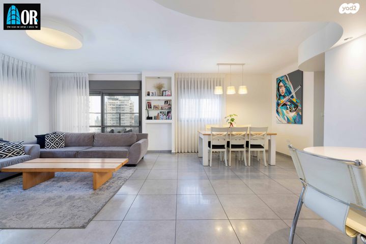 דירה, שדרות האלונים, פארק המושבה, באר יעקב