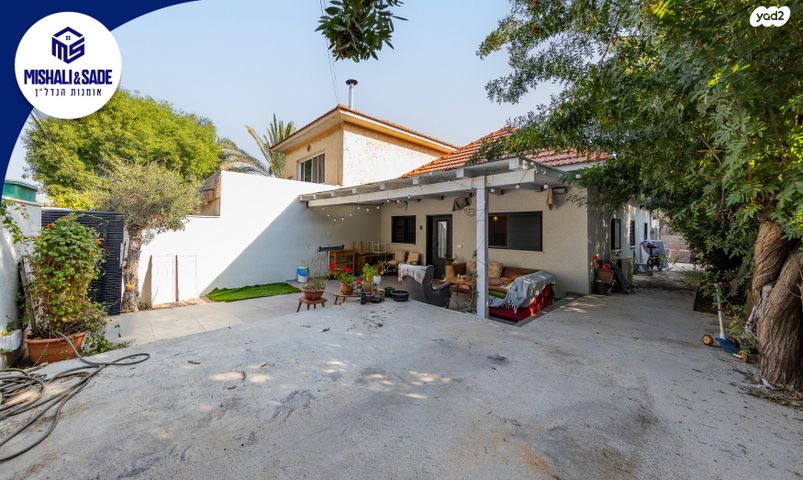 בית פרטי/ קוטג', ההדר 21, ברנדייס, חדרה