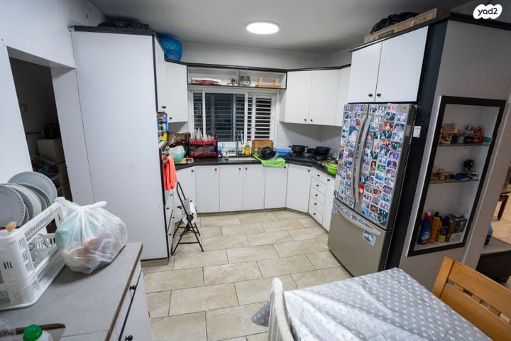 דירת גן, אחרון, קרית שלום, תל אביב יפו