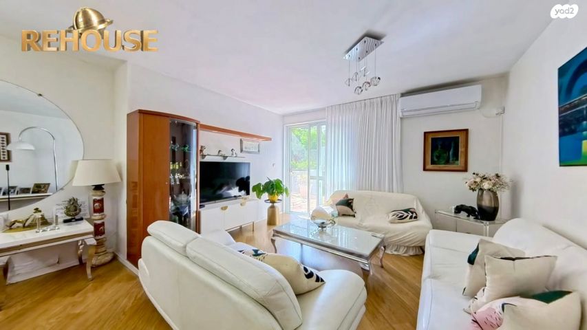 דירת גן, אבות ישורון, רובע ה', אשדוד