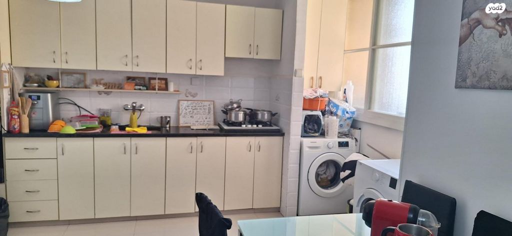 שדרות ירושלים 62