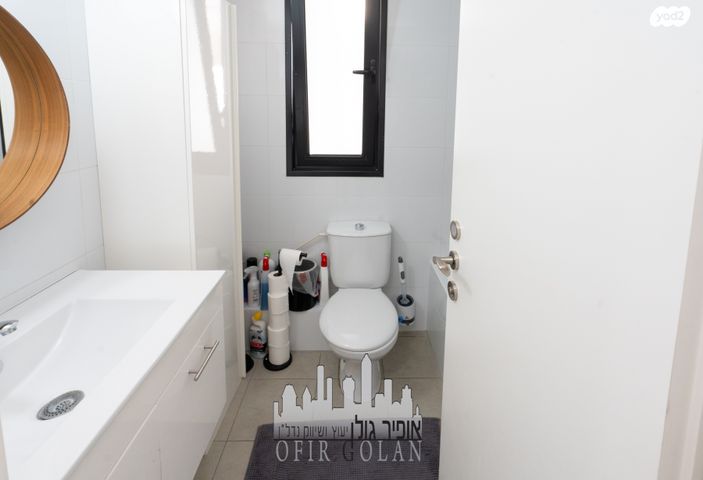 דירה, הרצליה