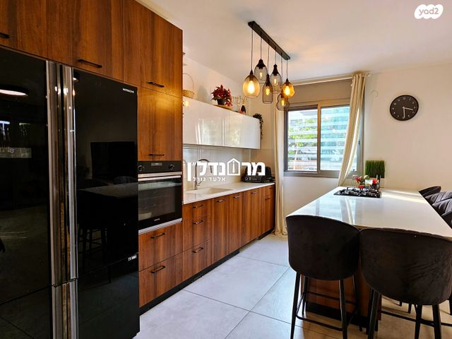 דירה, אבן עזרא, מרכז, הרצליה