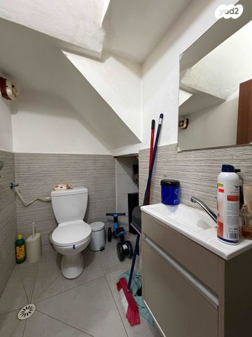 גג/ פנטהאוז, זרובבל 8, דרום מערב ותיק, בת ים