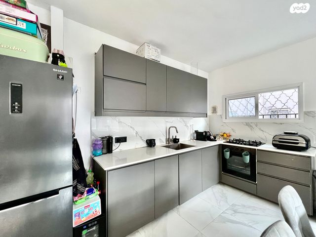 דירה, שדרות חיים וייצמן 105, צפון מערב מרכז העיר, נתניה