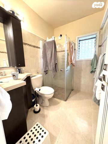 דירה, פורצי הדרך 28, נווה עמל, הרצליה