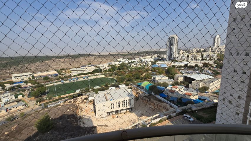 דירה, ככר חטיבת הראל, המגינים, מודיעין מכבים רעות