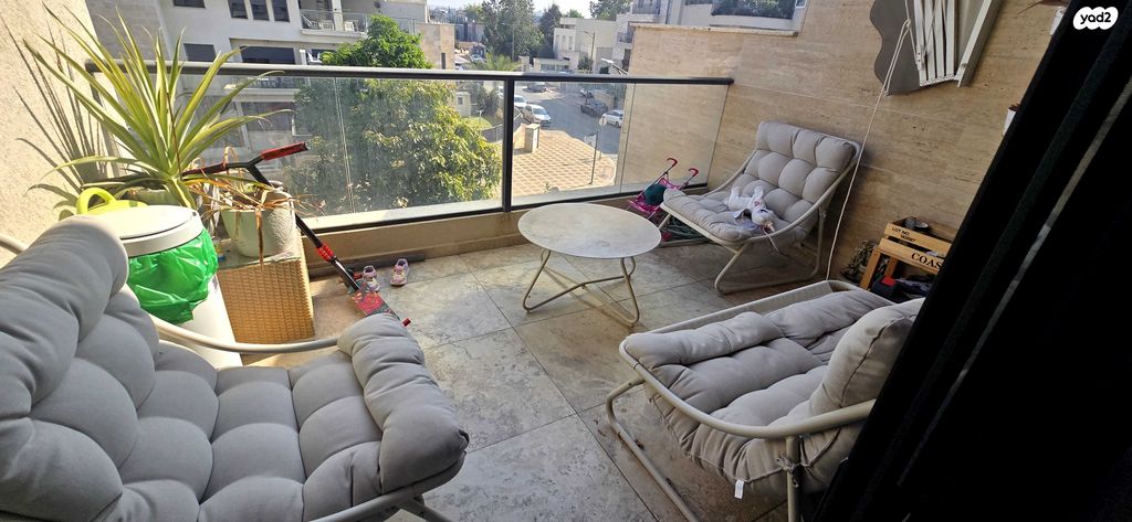 דירה, בר לב, מזכרת בתיה