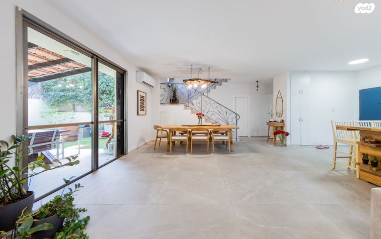 בית פרטי/ קוטג', אליעזר בן יהודה, הוד השרון