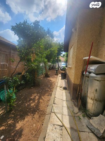 דו משפחתי, גולי דמשק, מרכז מזרחי, נס ציונה