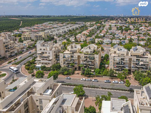 דירה, שדרות בגין 52, נוף הדר, כפר יונה