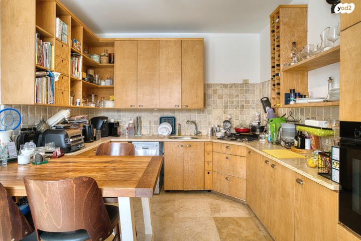 דו משפחתי, עפרוני 7, המעוף, קיסריה