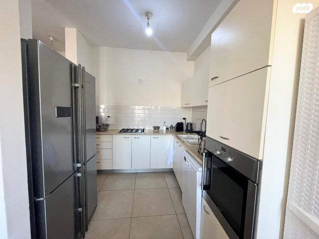 דירה, גרשון אבנר 6, ארמון הנציב, תלפיות מזרח, ירושלים