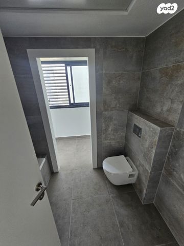 דירה, רמב"ם, רמת חן ובן ציון, נתניה