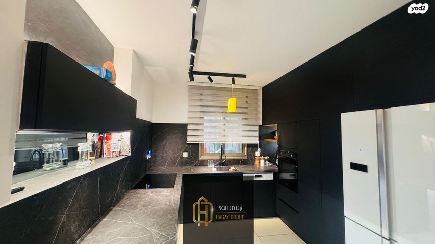 דירת גן, מאיר אריאל 5, קרית האמנים, מצליח, רמלה