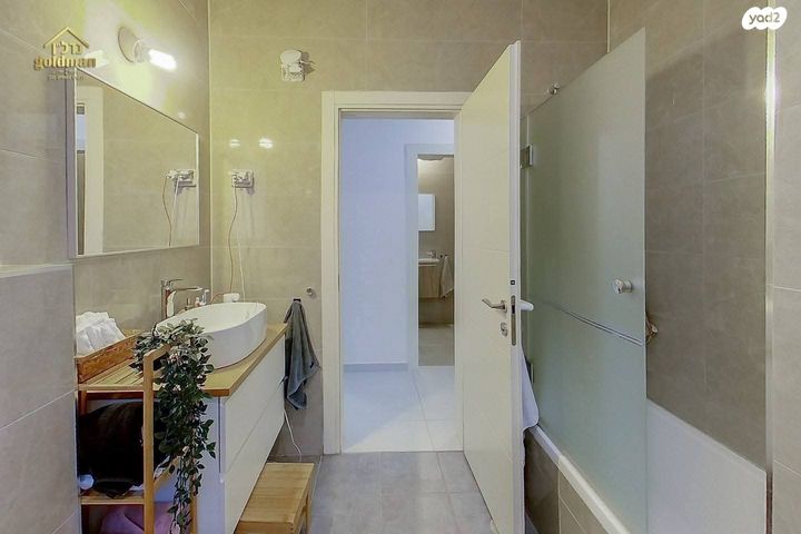 דירת גן, ברדיצ'בסקי, ארלוזורוב, גבעתיים