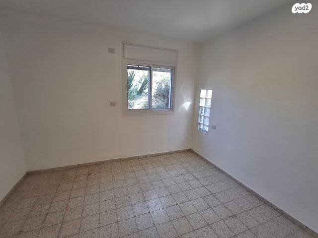 דו משפחתי, מטולה