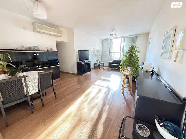 הצפון החדש - כיכר המדינה