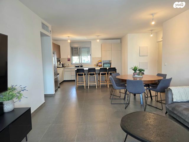 דירה, מורשת, מודיעין מכבים רעות