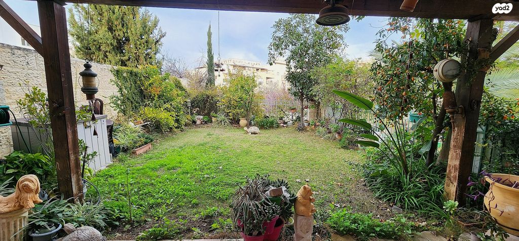 דירת גן, כחלית ההרים, הפרחים, מודיעין מכבים רעות