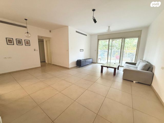 מרים ואברהם קמינסקי 