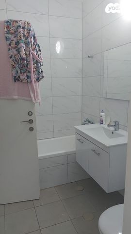 דירה, נתיבות