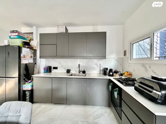 דירה, שדרות חיים וייצמן 105, צפון מערב מרכז העיר, נתניה